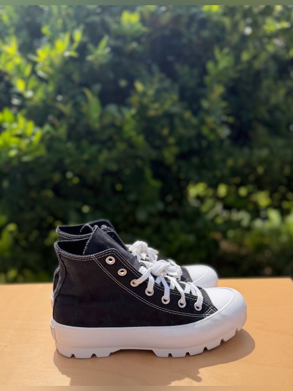Converse Chuck Taylor All Star Lugged High Top Platform Sneakers Black White 8 - Picture 6 of 12